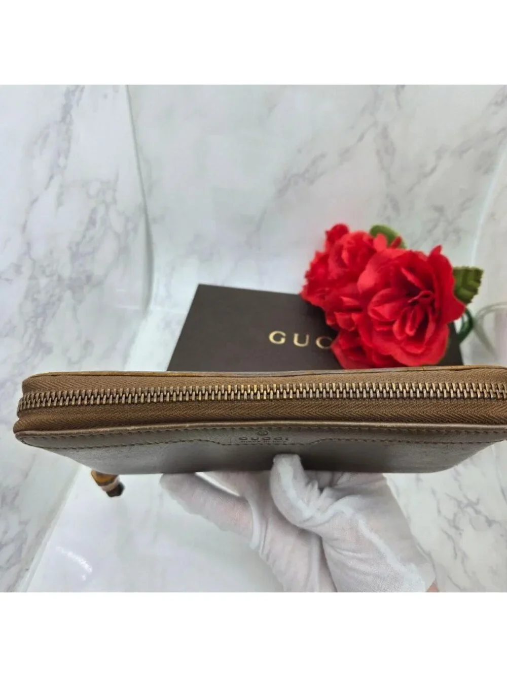 ★SOLD★ Gucci Logo Zip Around Wallet Bamboo Brown - Picture 9 of 13